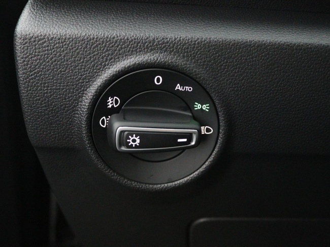 Volkswagen T-Roc - 1.5 TSI Sport Business R