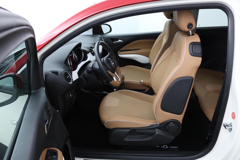 Opel ADAM - 1.0 Turbo Unlimited 11