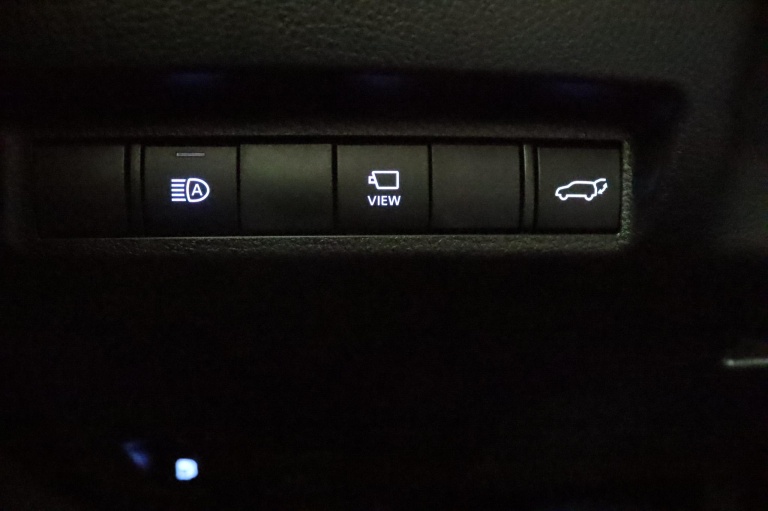 Toyota RAV4 - 2.5 Hybrid Executive 30