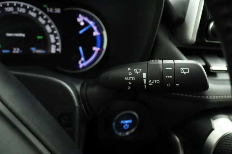 Toyota RAV4 - 2.5 Hybrid Executive 32