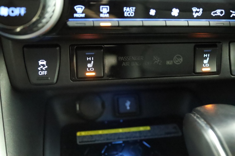 Toyota RAV4 - 2.5 Hybrid Executive 64