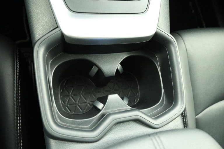 Toyota RAV4 - 2.5 Hybrid Executive 68