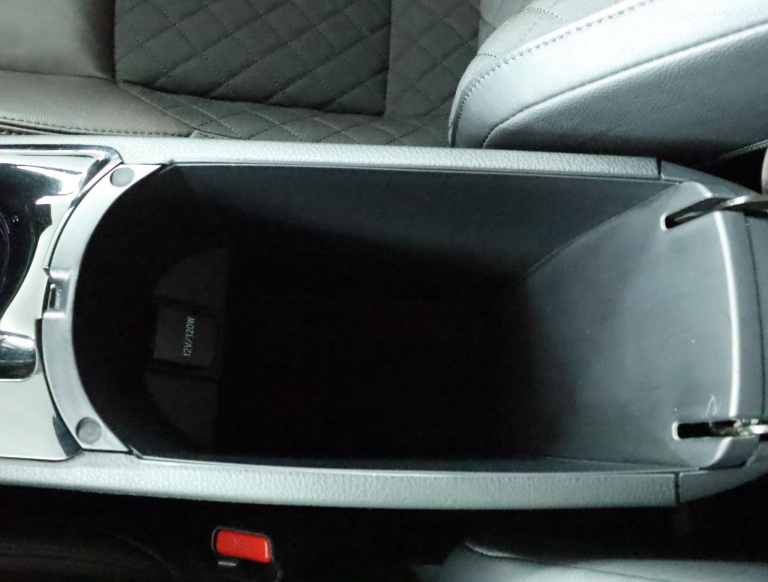 Toyota C-HR - 1.8 Hybrid Executive 65