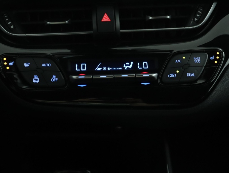 Toyota C-HR - 1.8 Hybrid Executive 7