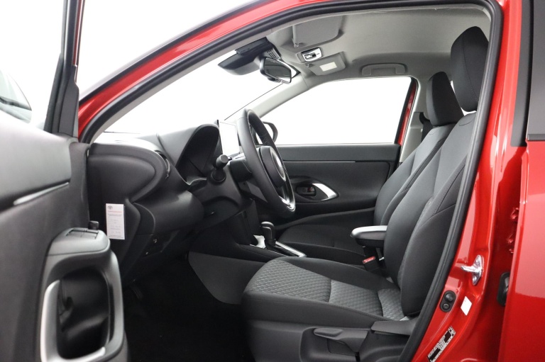 Toyota Yaris Cross - 1.5 Hybrid 115 Active 17