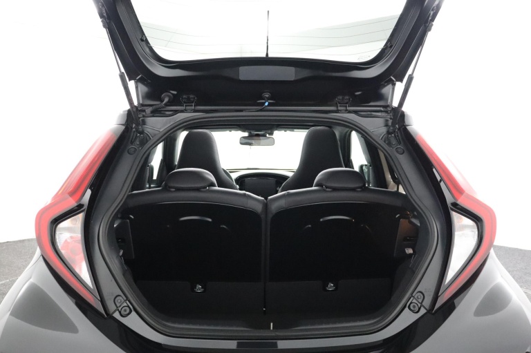 Toyota Aygo X - 1.0 VVT-i MT Premium 23