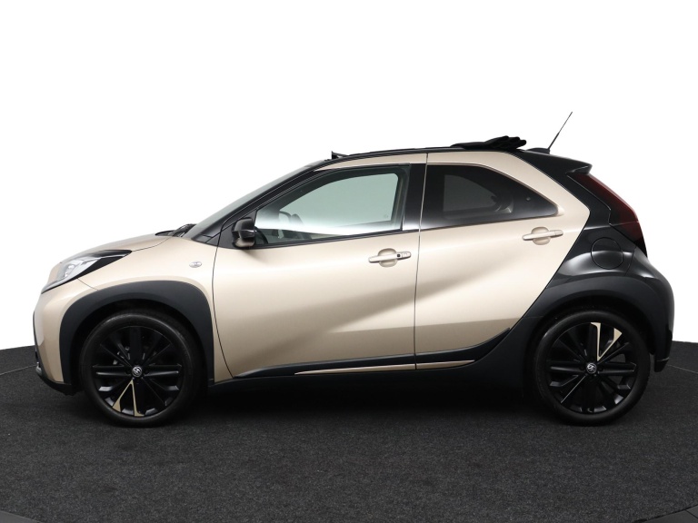 Toyota Aygo X - 1.0 VVT-i MT Premium 3
