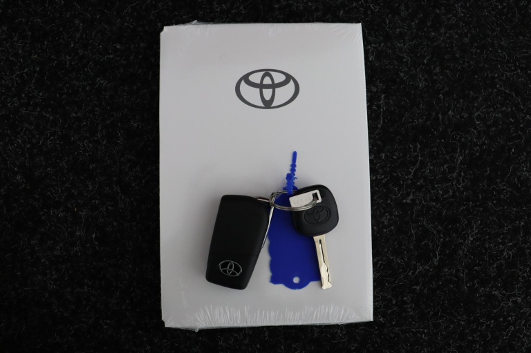 Toyota Yaris Cross - 1.5 Hybrid 115 Active 11