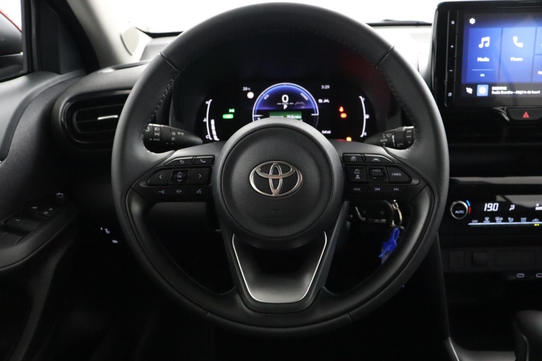 Toyota Yaris Cross - 1.5 Hybrid 115 Active 19