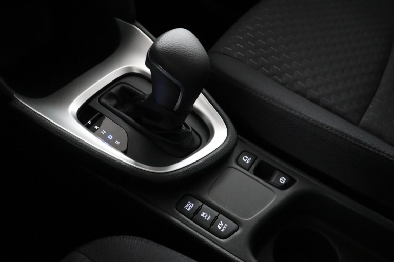 Toyota Yaris Cross - 1.5 Hybrid 115 Active 27