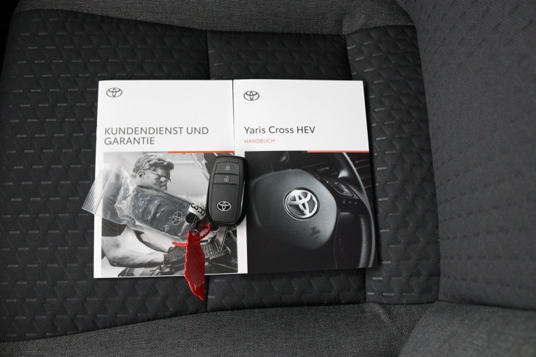 Toyota Yaris Cross - 1.5 Hybrid 130 pk Dynamic 11