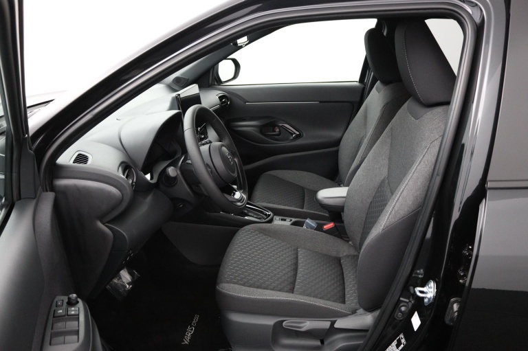 Toyota Yaris Cross - 1.5 Hybrid 130 pk Dynamic 17