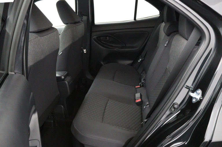Toyota Yaris Cross - 1.5 Hybrid 130 pk Dynamic 18