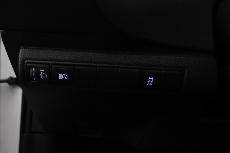 Toyota Corolla - 1.8 Hybrid Active 33