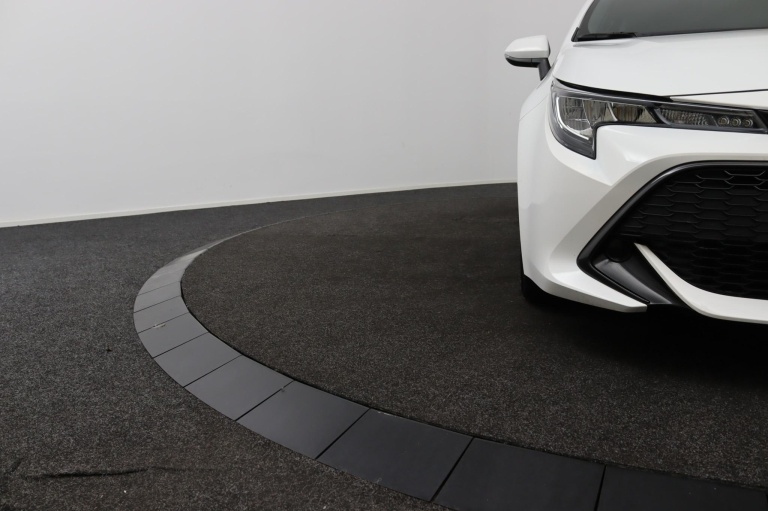 Toyota Corolla - 1.8 Hybrid Active 35