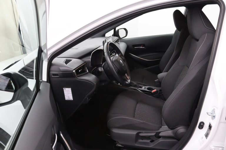 Toyota Corolla - 1.8 Hybrid Active 9