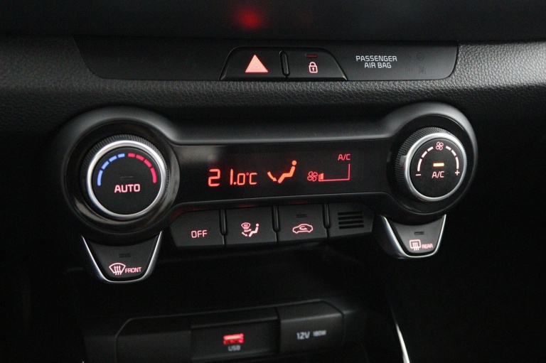 Kia Stonic - 1.0 T-GDi MHEV DynamicPlusLine 25