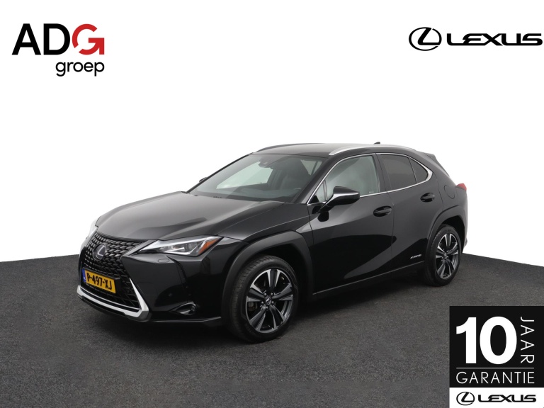 Lexus UX - 250h Preference Line 1