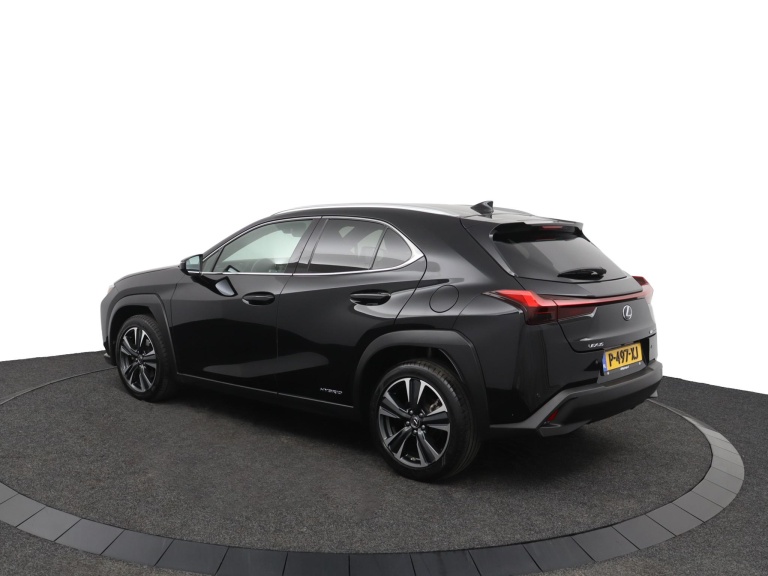 Lexus UX - 250h Preference Line 12
