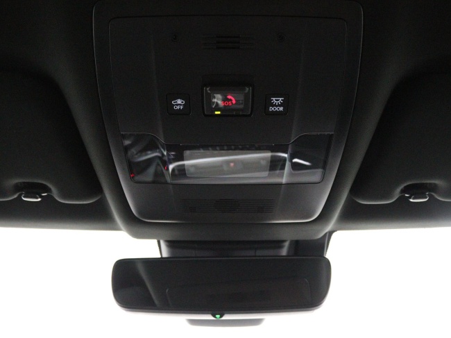 Lexus UX - 250h Preference Line