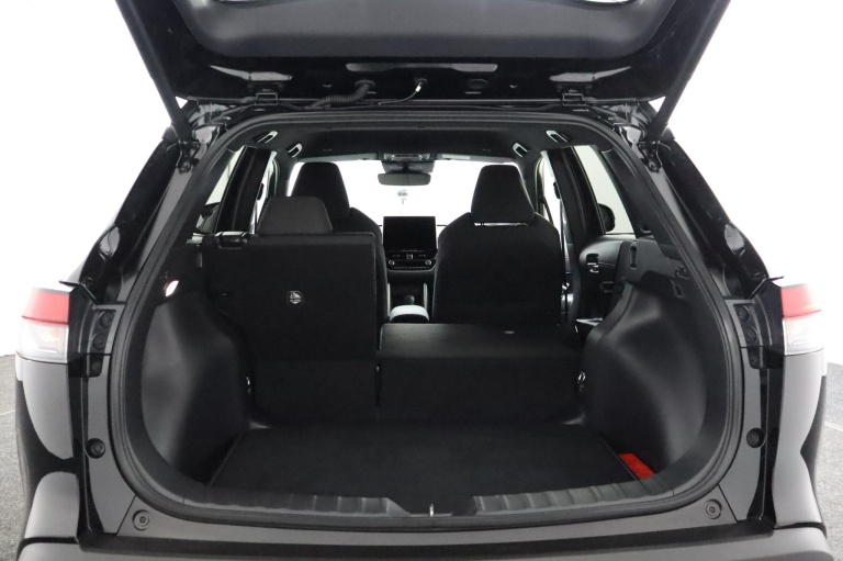 Toyota Corolla Cross - Hybrid 140 Style 21