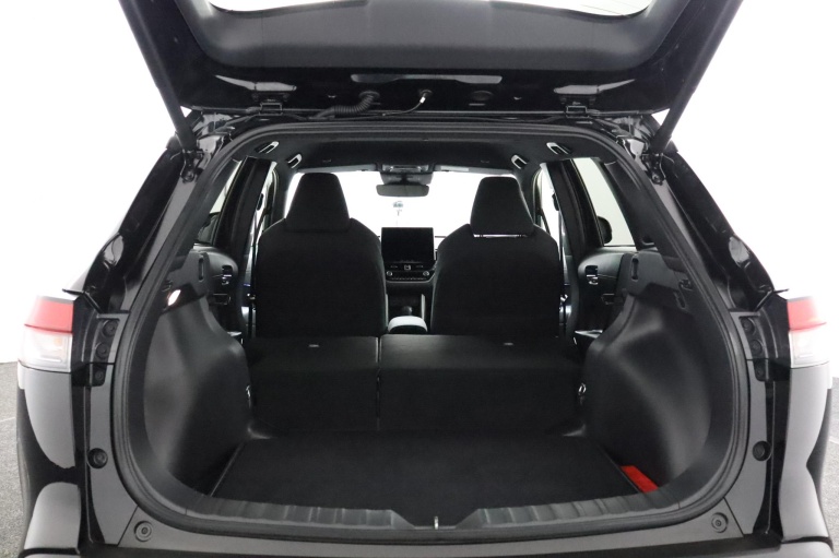 Toyota Corolla Cross - Hybrid 140 Style 22