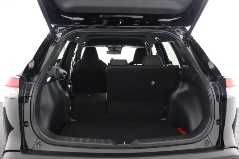 Toyota Corolla Cross - Hybrid 140 Style 23