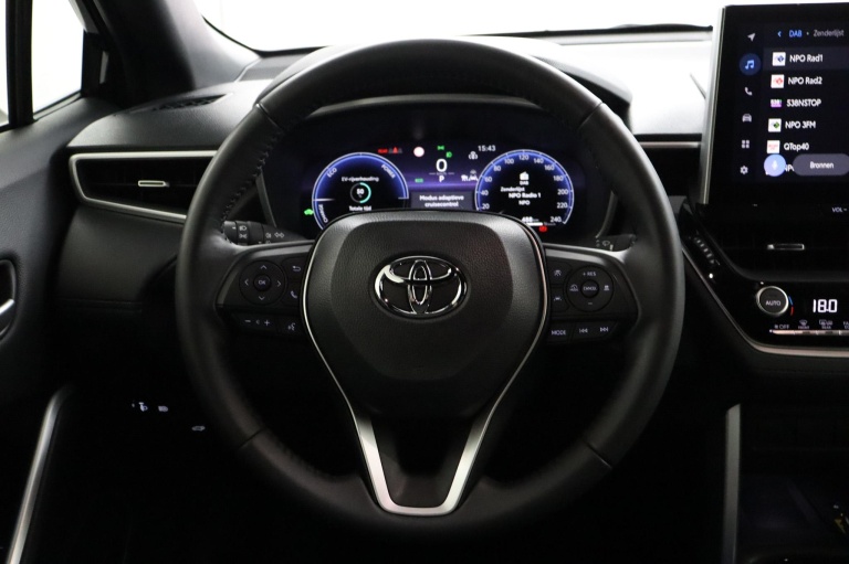 Toyota Corolla Cross - Hybrid 140 Style 37