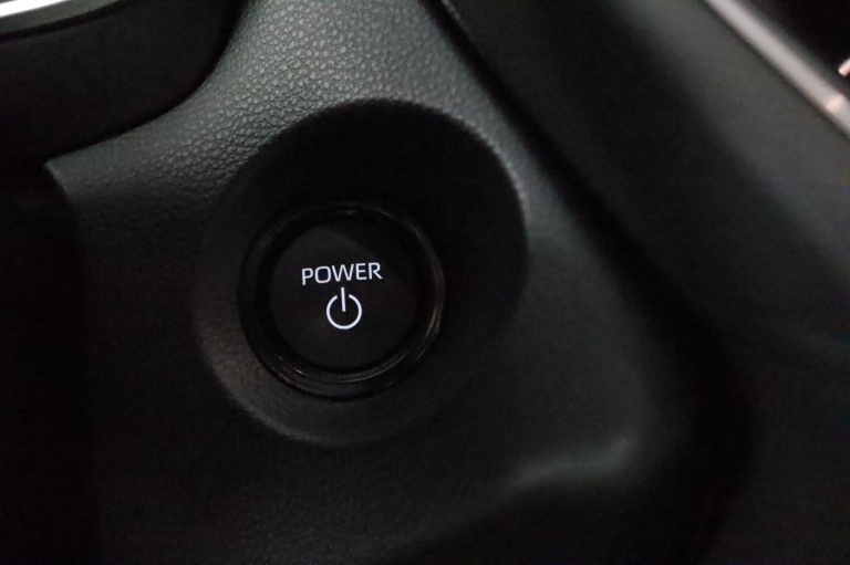Toyota Corolla Cross - Hybrid 140 Style 38