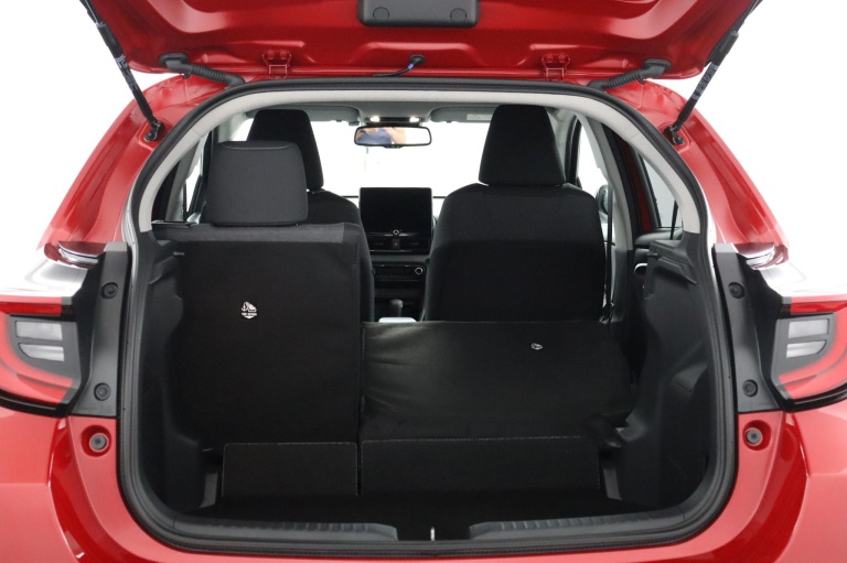 Toyota Yaris - 1.5 Hybrid 115 First Edition 24