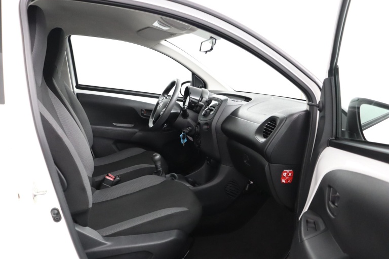 Toyota Aygo - 1.0 VVT-i x-fun 20