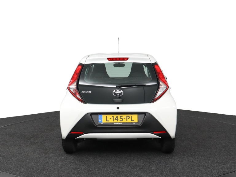 Toyota Aygo - 1.0 VVT-i x-fun 8
