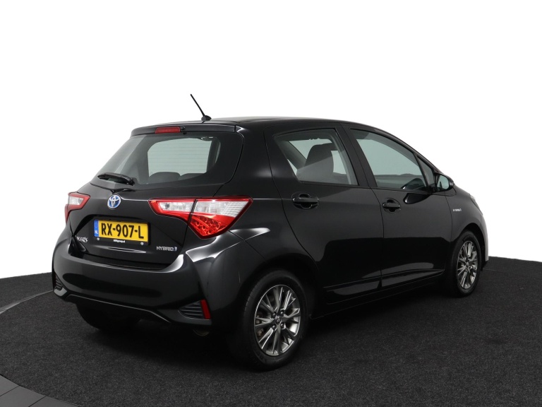 Toyota Yaris - 1.5 Hybrid Design 2