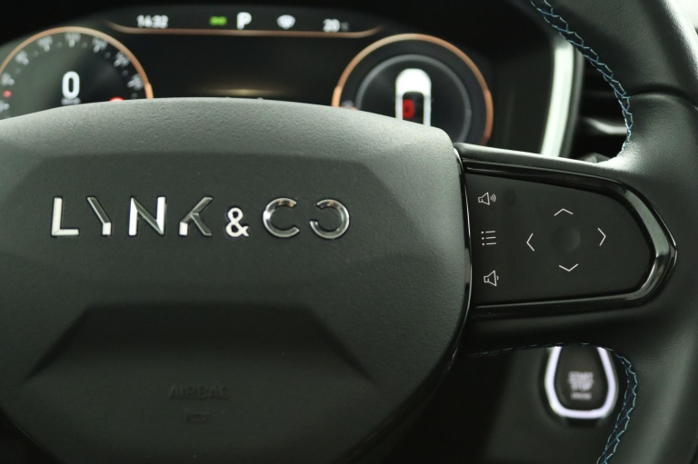 Lynk & Co 01 - 1.5 21