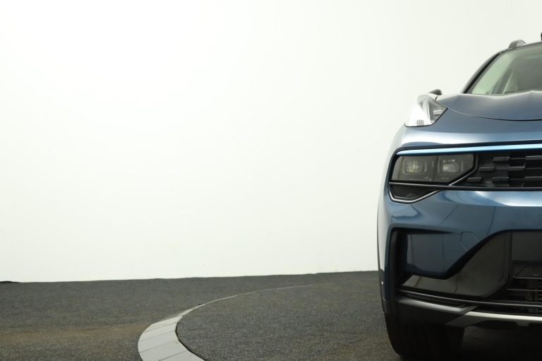 Lynk & Co 01 - 1.5 37