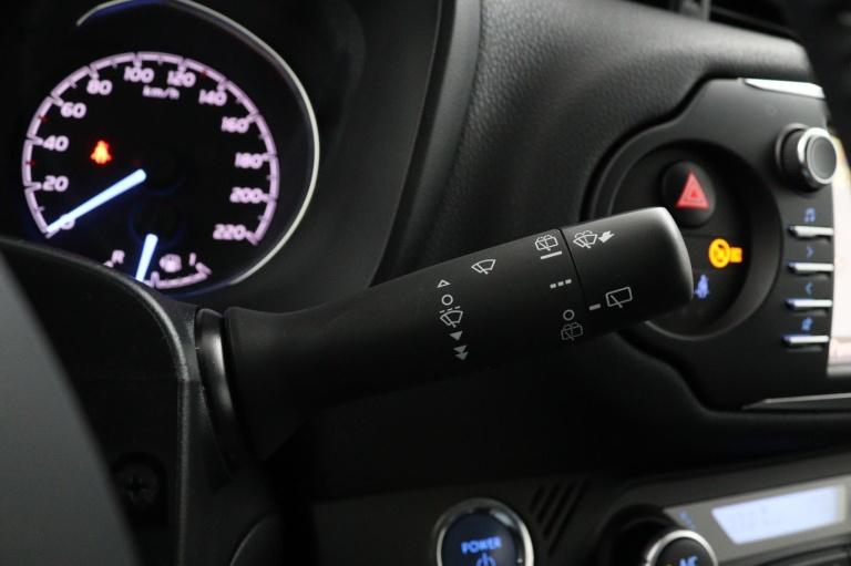 Toyota Yaris - 1.5 Hybrid Y20 Limited 24