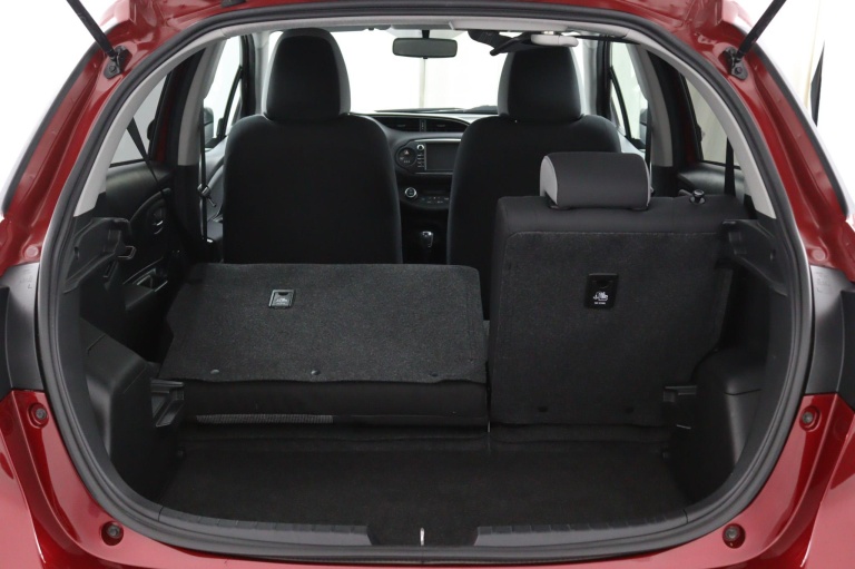 Toyota Yaris - 1.5 Hybrid Y20 Limited 28