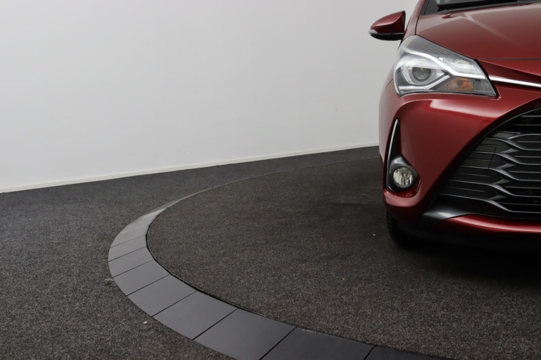 Toyota Yaris - 1.5 Hybrid Y20 Limited 34
