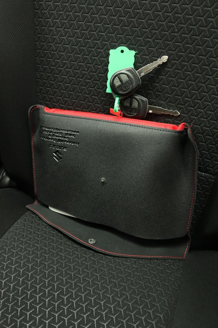 Suzuki Swift - 1.2 Select Smart Hybrid 11