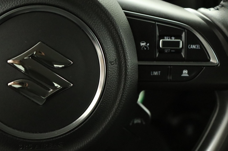 Suzuki Swift - 1.2 Select Smart Hybrid 21