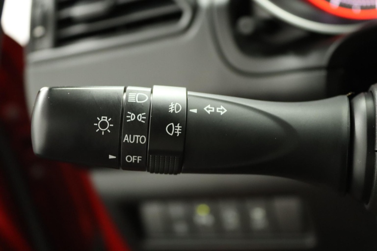 Suzuki Swift - 1.2 Select Smart Hybrid 31