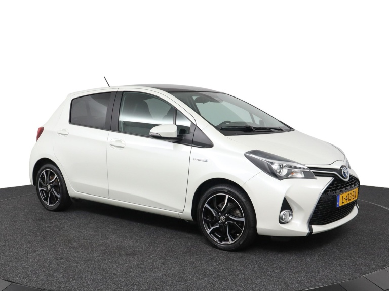 Toyota Yaris - 1.5 Hybrid Volcano Edition 14
