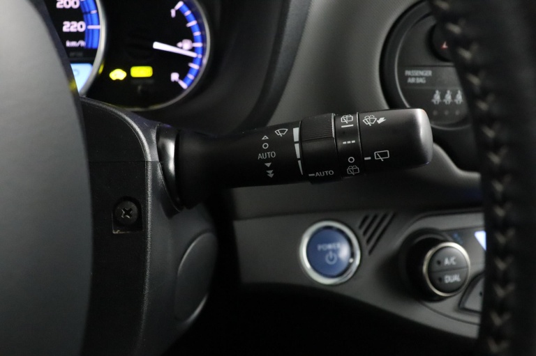 Toyota Yaris - 1.5 Hybrid Volcano Edition 31