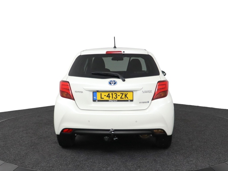 Toyota Yaris - 1.5 Hybrid Volcano Edition 50