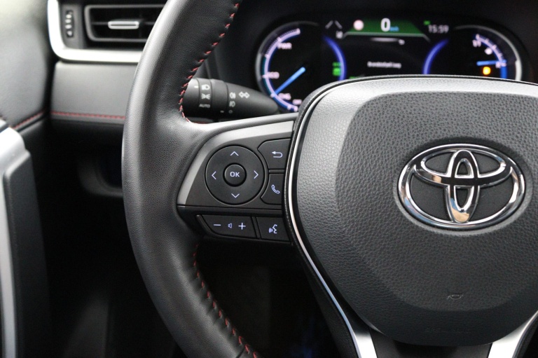 Toyota RAV4 - 2.5 Plug-in Hybrid AWD Bi-Tone Plus 19