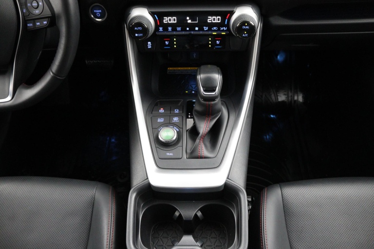 Toyota RAV4 - 2.5 Plug-in Hybrid AWD Bi-Tone Plus 27