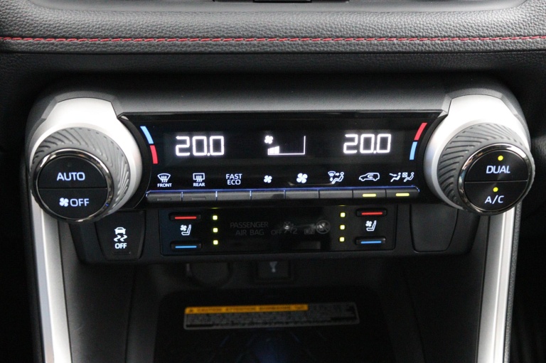 Toyota RAV4 - 2.5 Plug-in Hybrid AWD Bi-Tone Plus 7