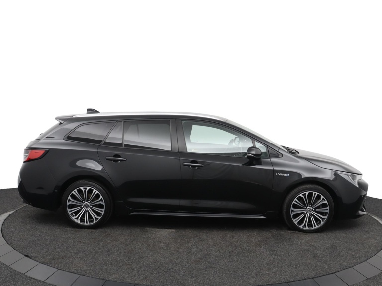 Toyota Corolla Touring Sports - 2.0 Hybrid Trek 13