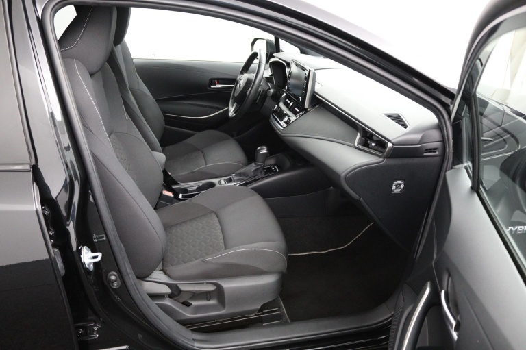 Toyota Corolla Touring Sports - 2.0 Hybrid Trek 22