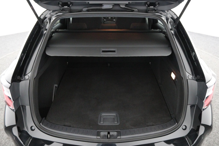 Toyota Corolla Touring Sports - 2.0 Hybrid Trek 25